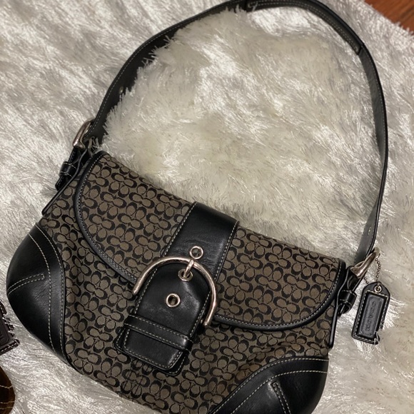 Small Coach bags + wallet bundle - Picture 3 of 4